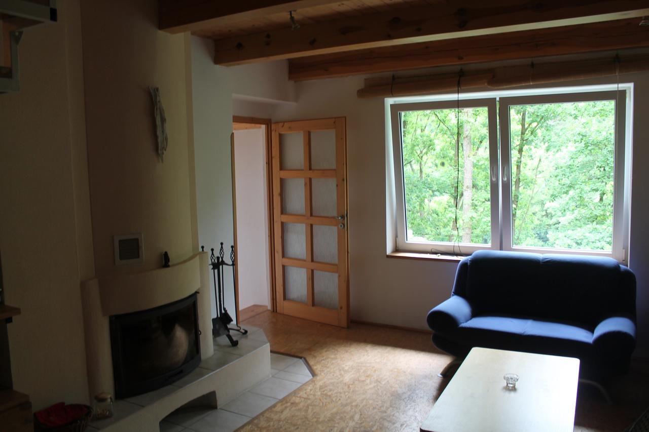 Holiday House Krkavec Veseli nad Luznici Luaran gambar