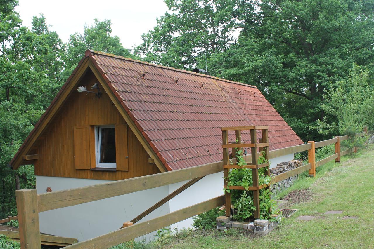 Holiday House Krkavec Veseli nad Luznici Luaran gambar