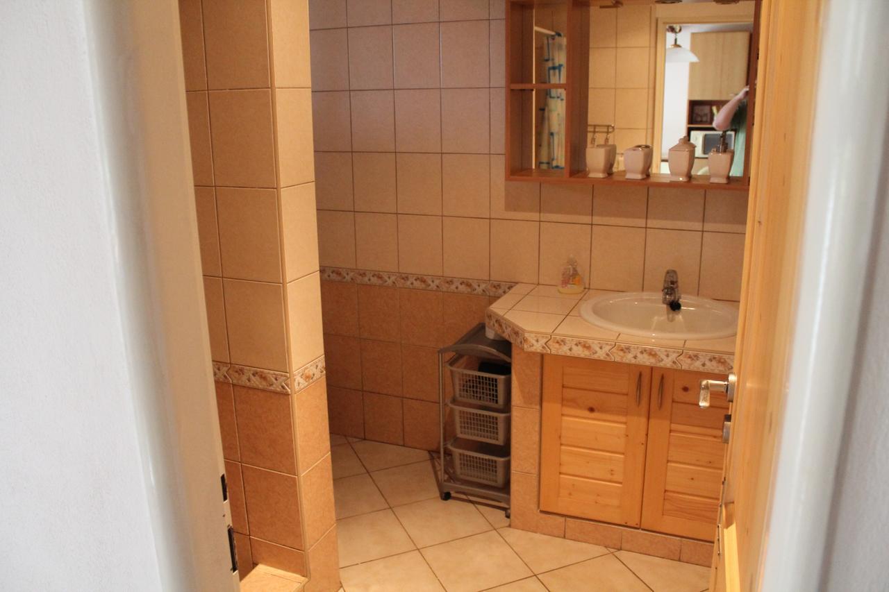Holiday House Krkavec Veseli nad Luznici Luaran gambar